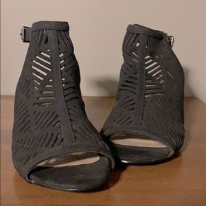 Black Shoedazzle Sandals